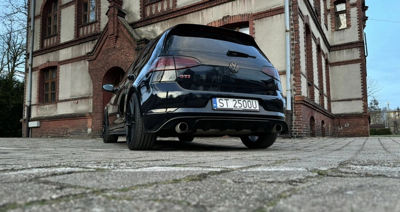 Volkswagen Golf cena 82000 przebieg: 54000, rok produkcji 2019 z Tychy małe 154